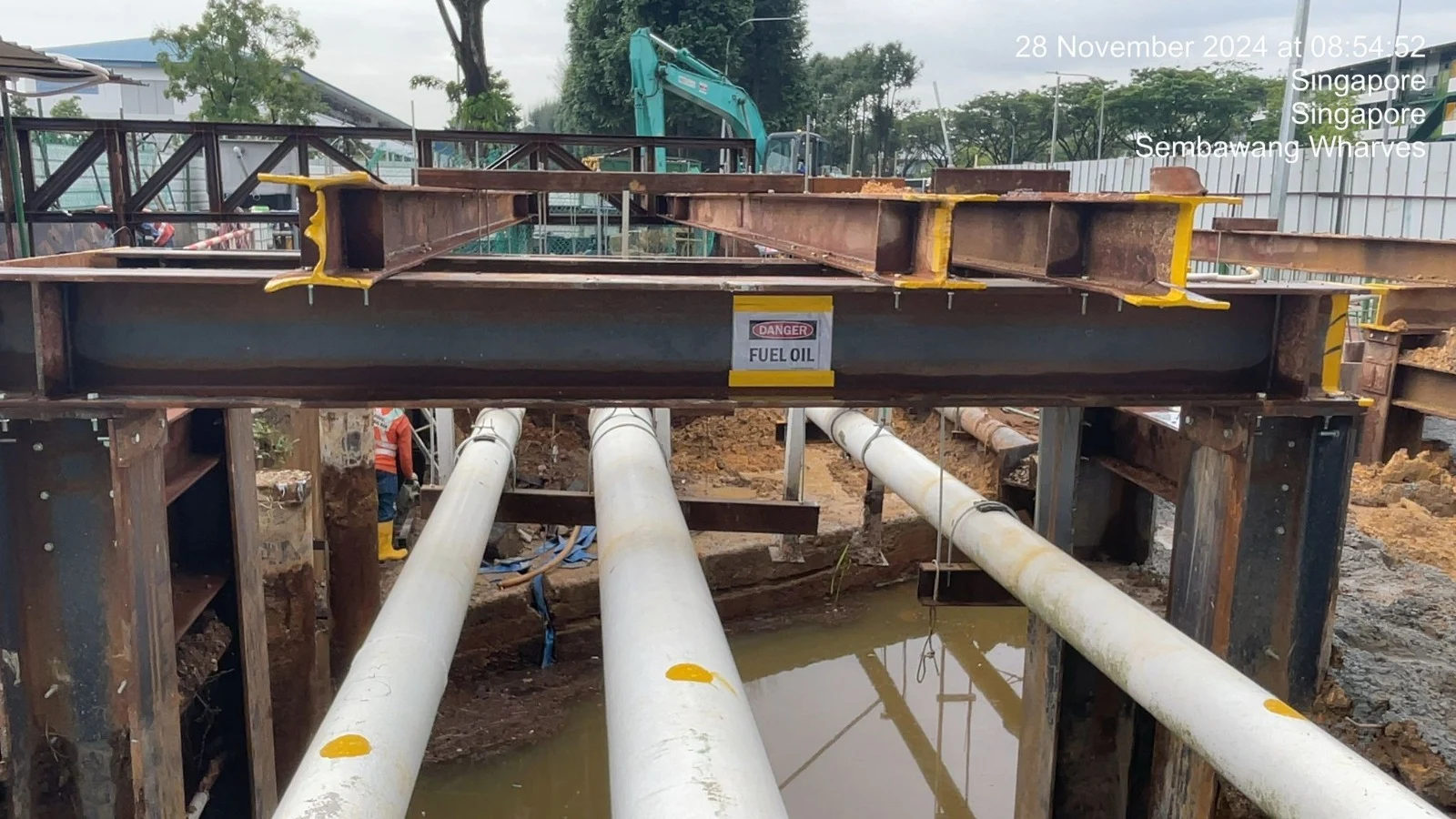 Figure 2: Temporary structure steel support for the live services